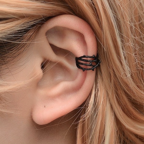 Any 2/$20! Set of 3 Barbed Wire Ear Clips - Picture 7 of 9